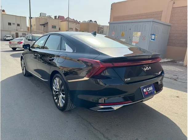 Car image 7
