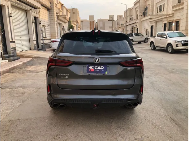 Car image 6