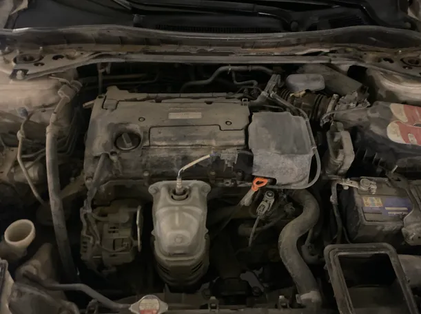 Car image 8