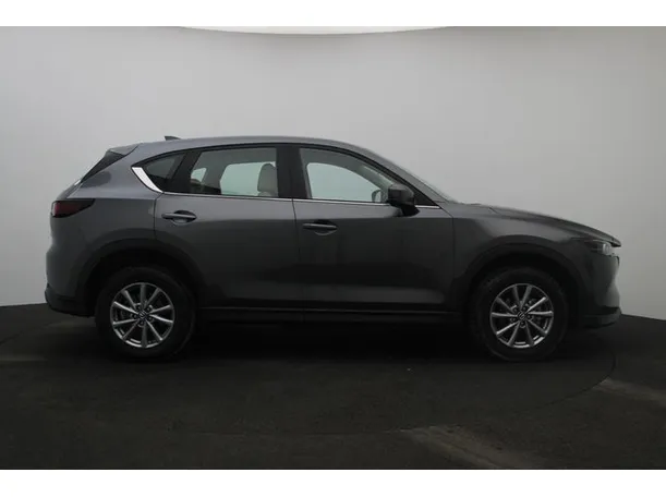 Car image 13