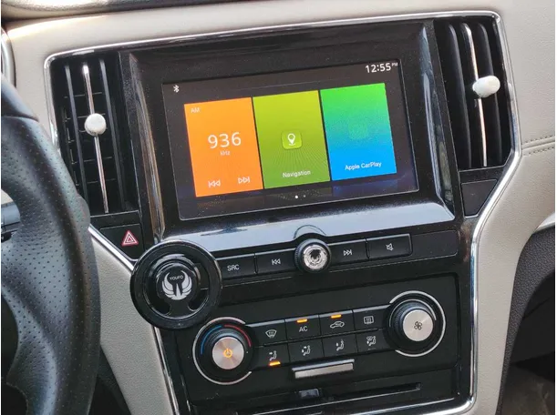 Car image 19