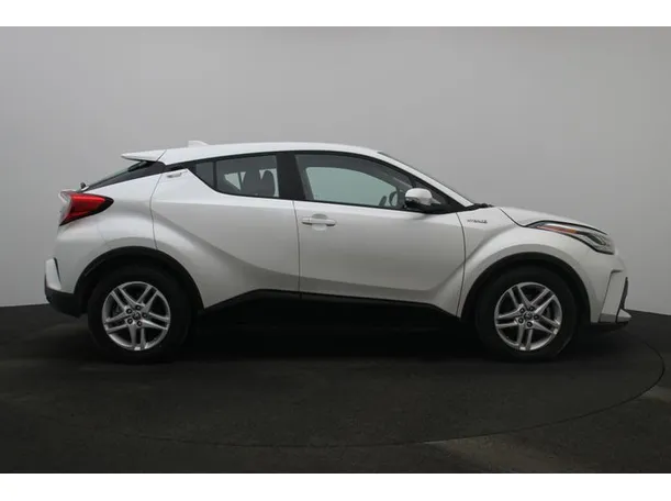Car image 13