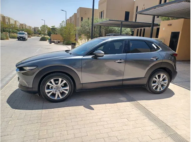 Car image 8