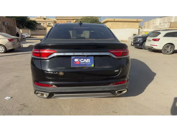 Car image 6