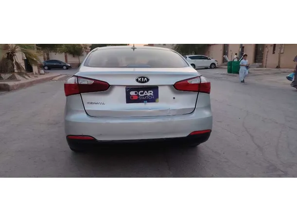 Car image 6