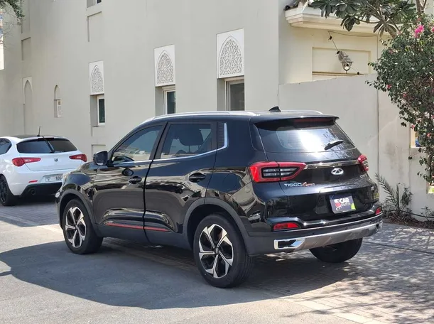 Car image 7