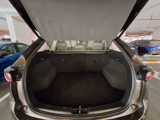 Car image 21