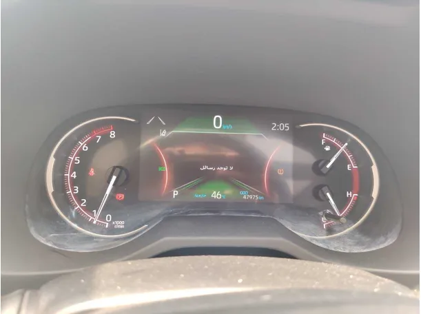 Car image 24