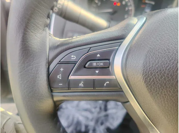 Car image 40