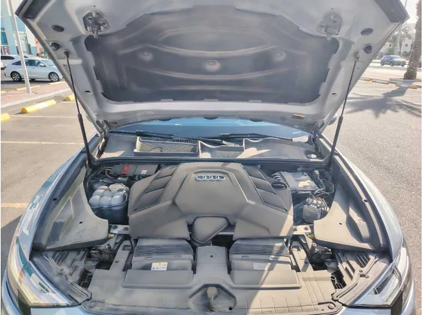 Car image 39