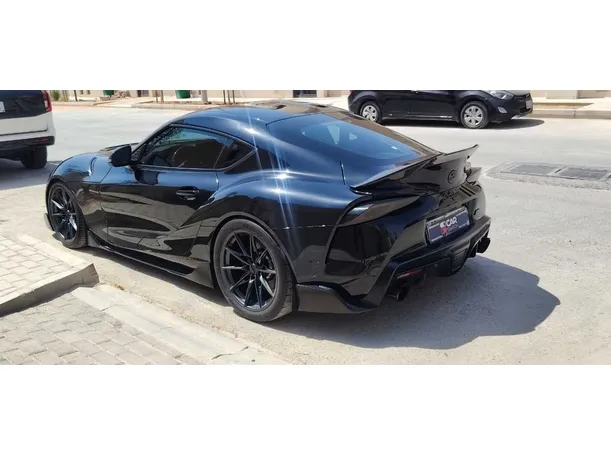Car image 7