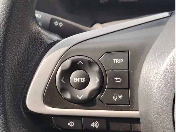 Car image 27