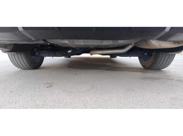 Car image 32