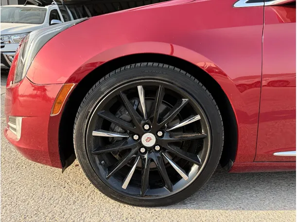 Car image 9