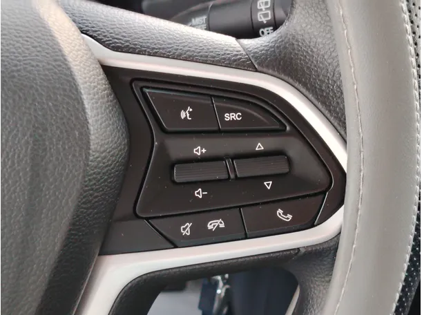 Car image 27