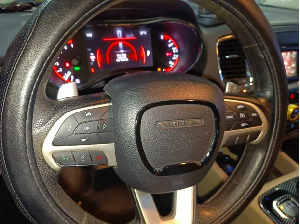 Car image 23