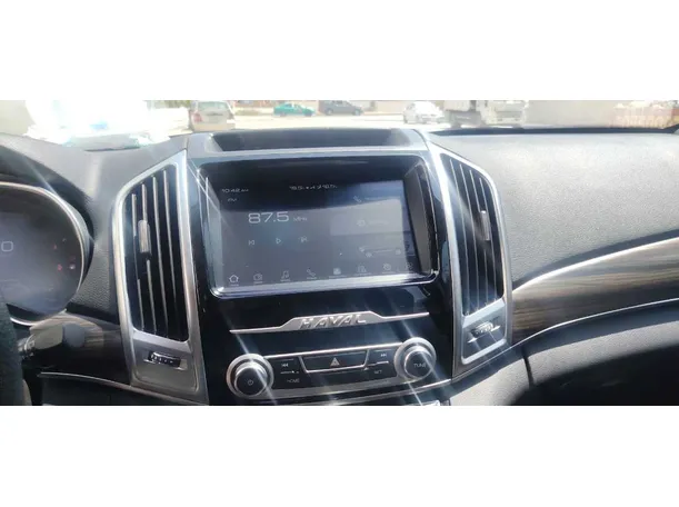 Car image 18