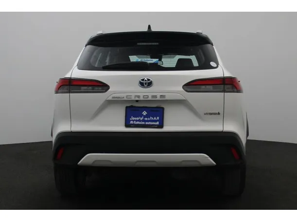Car image 12