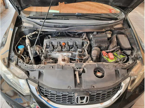 Car image 15