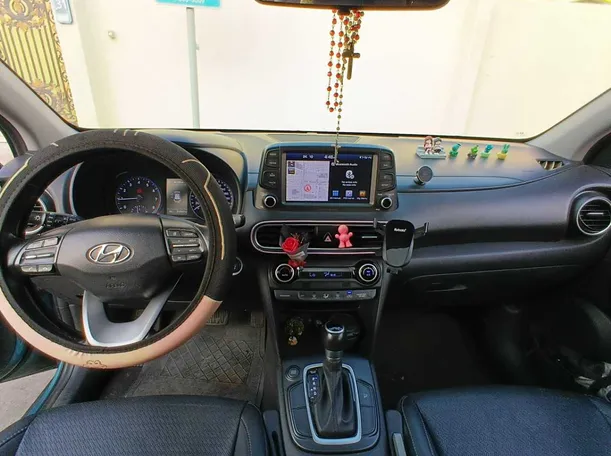 Car image 15
