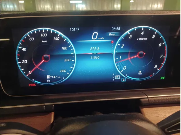 Car image 21