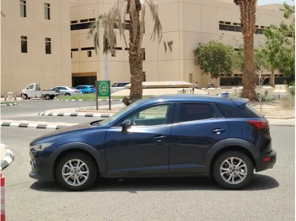 Car image 7