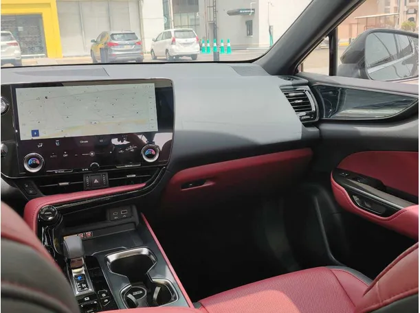 Car image 40