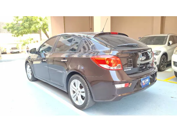 Car image 7