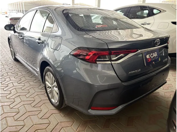 Car image 5