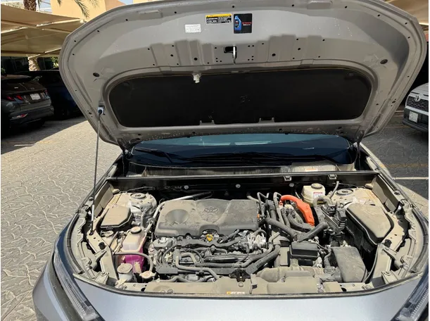 Car image 26