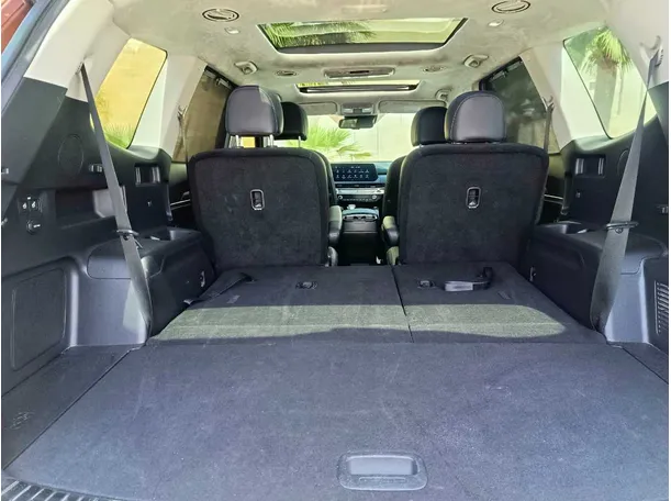 Car image 28
