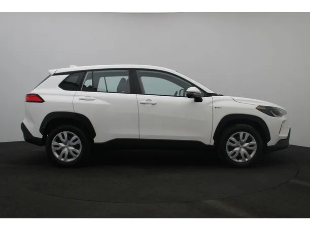 Car image 13