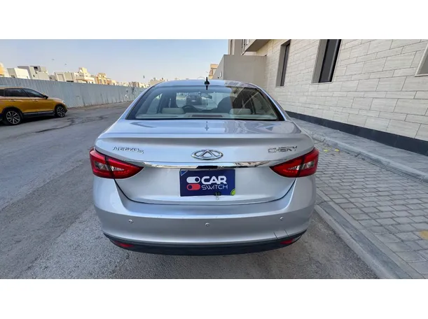 Car image 6