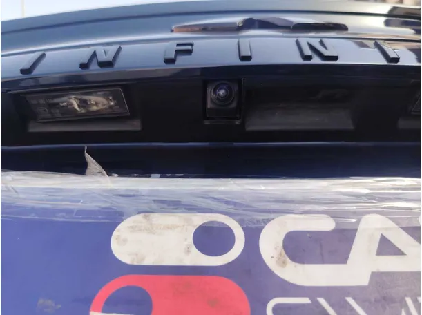 Car image 32