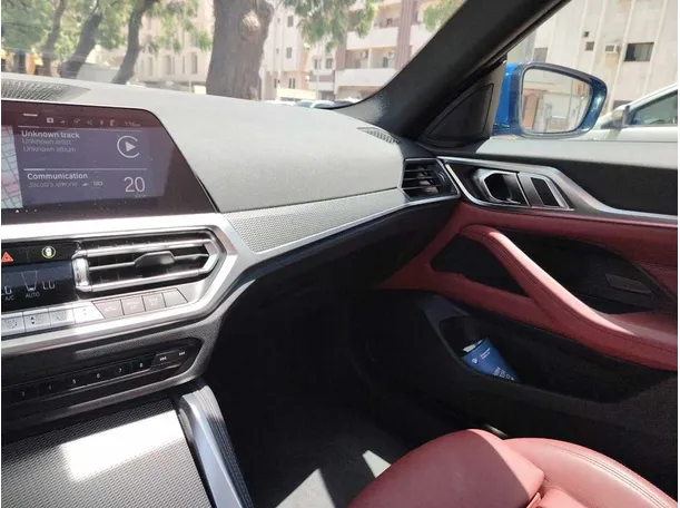 Car image 22