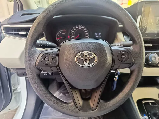 Car image 23