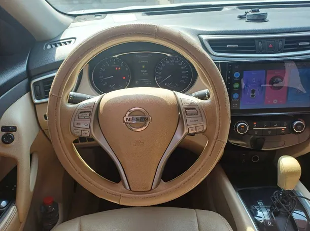 Car image 17