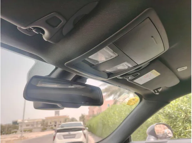 Car image 31