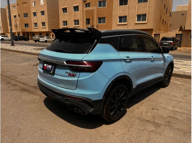 Car image 5
