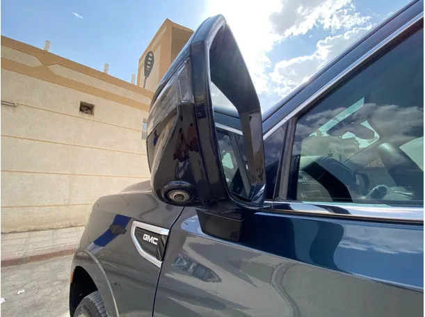 Car image 29