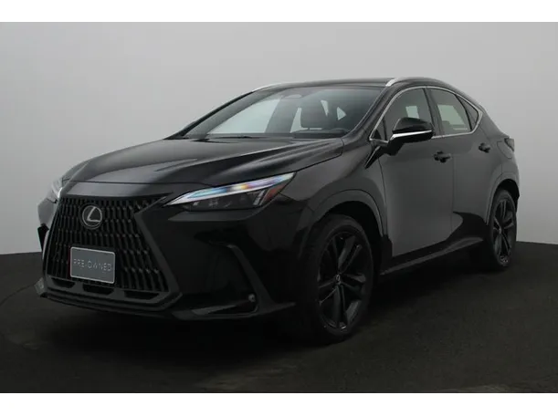 2022 لكزس NX350 في الإمارات