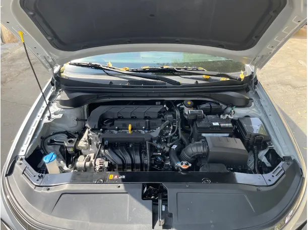 Car image 25