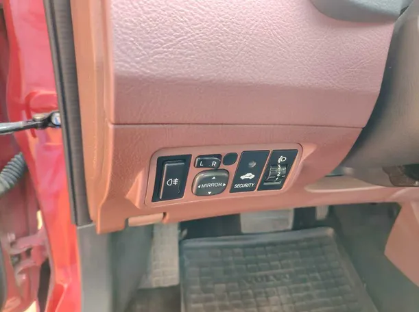 Car image 38