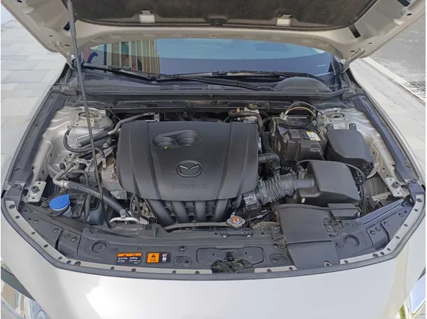 Car image 24