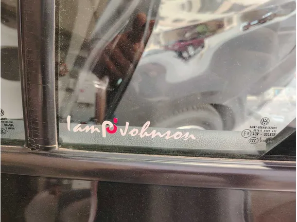 Car image 28