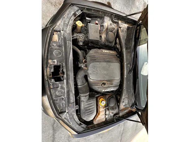 Car image 25