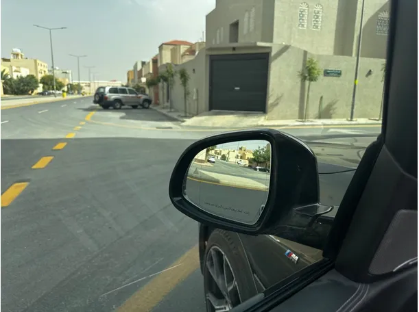 Car image 27