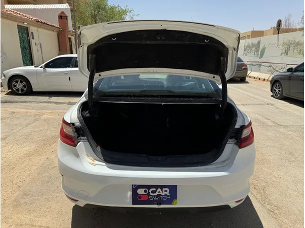 Car image 22