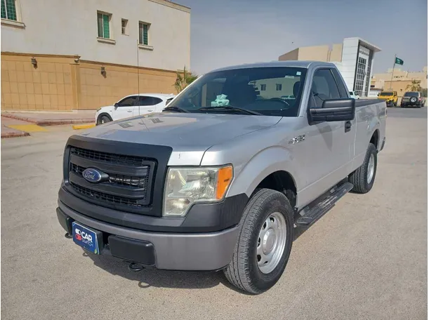 2014 فورد F150 في السعودية