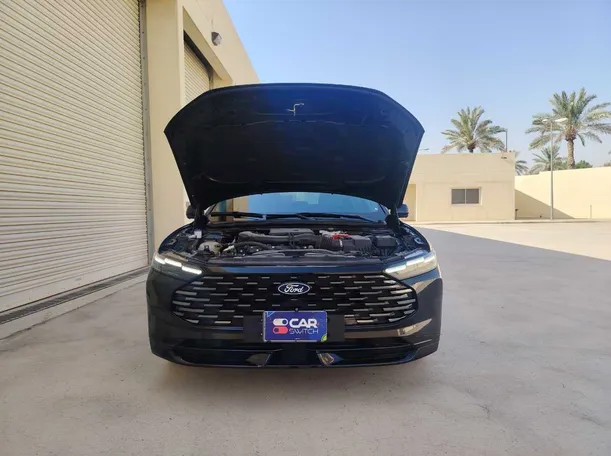 Car image 32